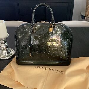 Louis Vuitton GM Alma Vernis in Bleu Nuit COA